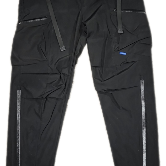 COPY - REINDEE LUSION CARGO PANTS - Picture 1 of 3